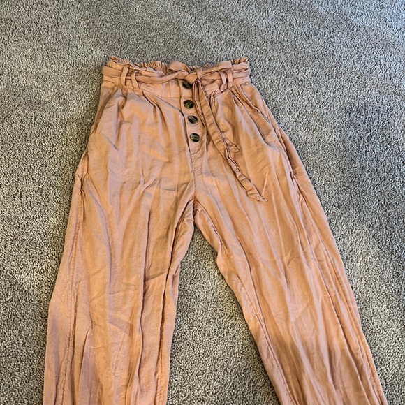 American Eagle light orange pants with buttons and loop belt to tie. Size S - Picture 1 of 5